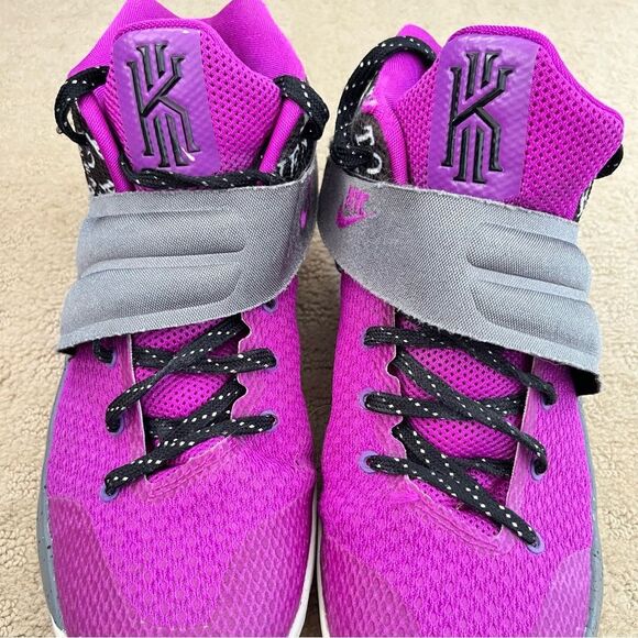 Nike Kyrie 2 NikeID Black/Gray Purple Basketball J.B.Y Sneakers‎ - Picture 15 of 15